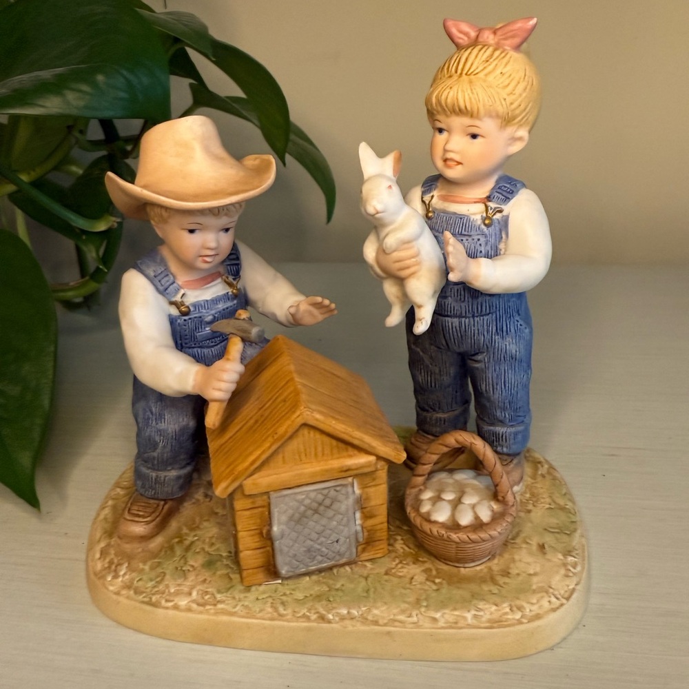 Denim Days Vintage HOMCO Figurine #1514 “Bunny Hutch” Danny & Debbie with Rabbit